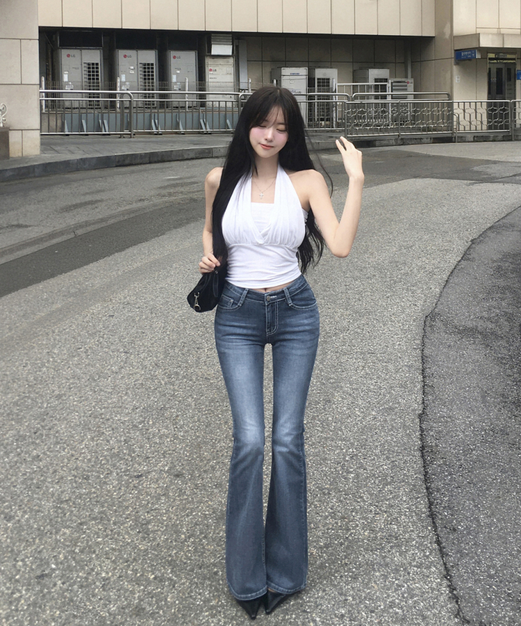 [승모근소멸!/고퀄나시] 오프드 셔링 홀터 나시 민소매 슬리브리스 허리잘록핏 데일리룩 캐주얼 여리핏 말라핏 여름신상 여름나시 휴가 휴양지룩 아이보리