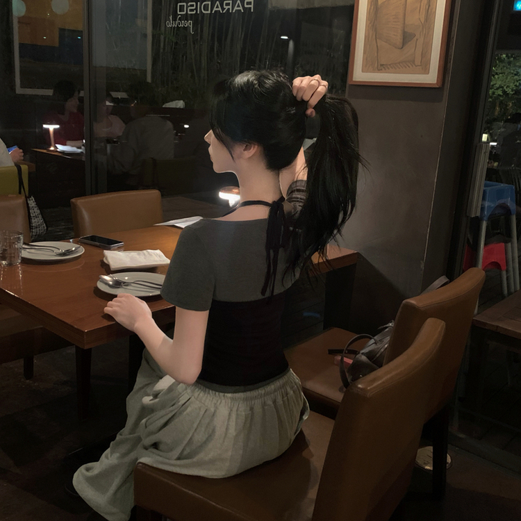 홀터넥 끈나시 유넥 슬림핏 여름 반팔티셔츠 레이어드 투피스 세트 블랙
