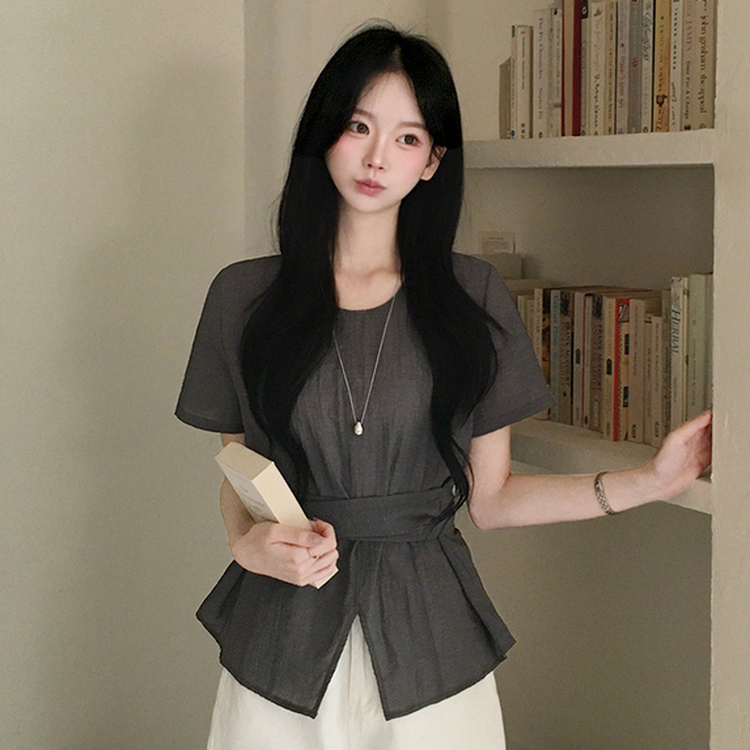 허리스트랩 라운드 트임 슬릿 허리잘록 반팔 실켓 여름 블라우스 그레이