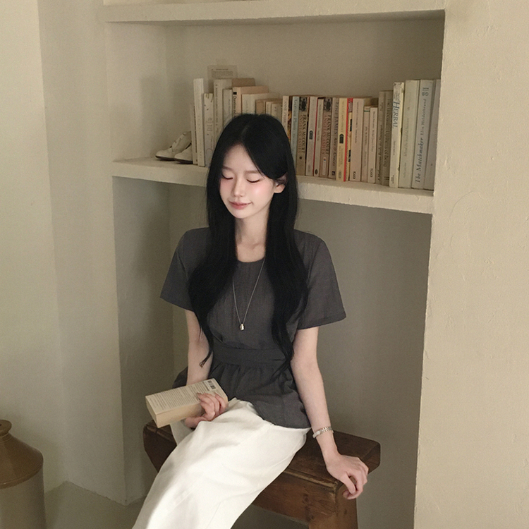 허리스트랩 라운드 트임 슬릿 허리잘록 반팔 실켓 여름 블라우스 그레이
