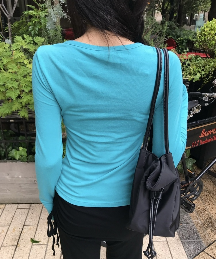 브이넥 헨리 긴팔티 민트
