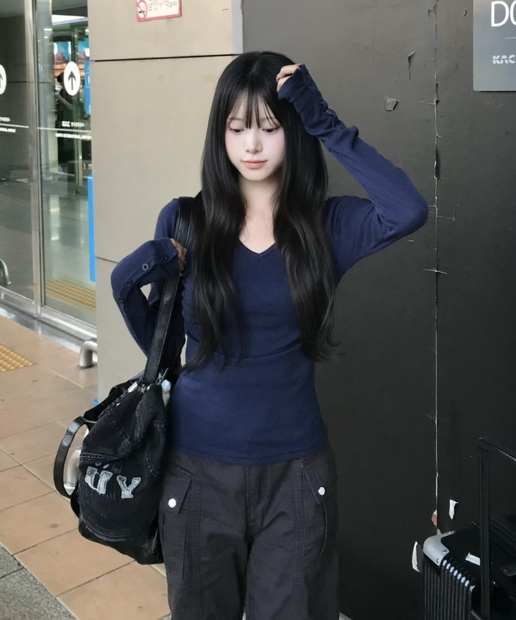 브이넥 커프스 버튼 탑(7color) 네이비