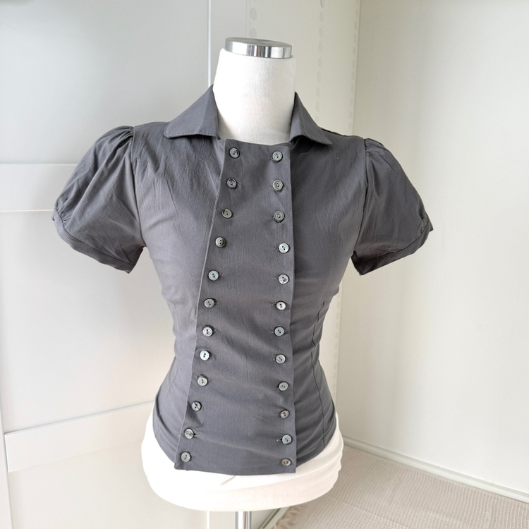더블버튼 단추 잘록 슬림핏 반팔 티셔츠 블라우스 여행룩 4color