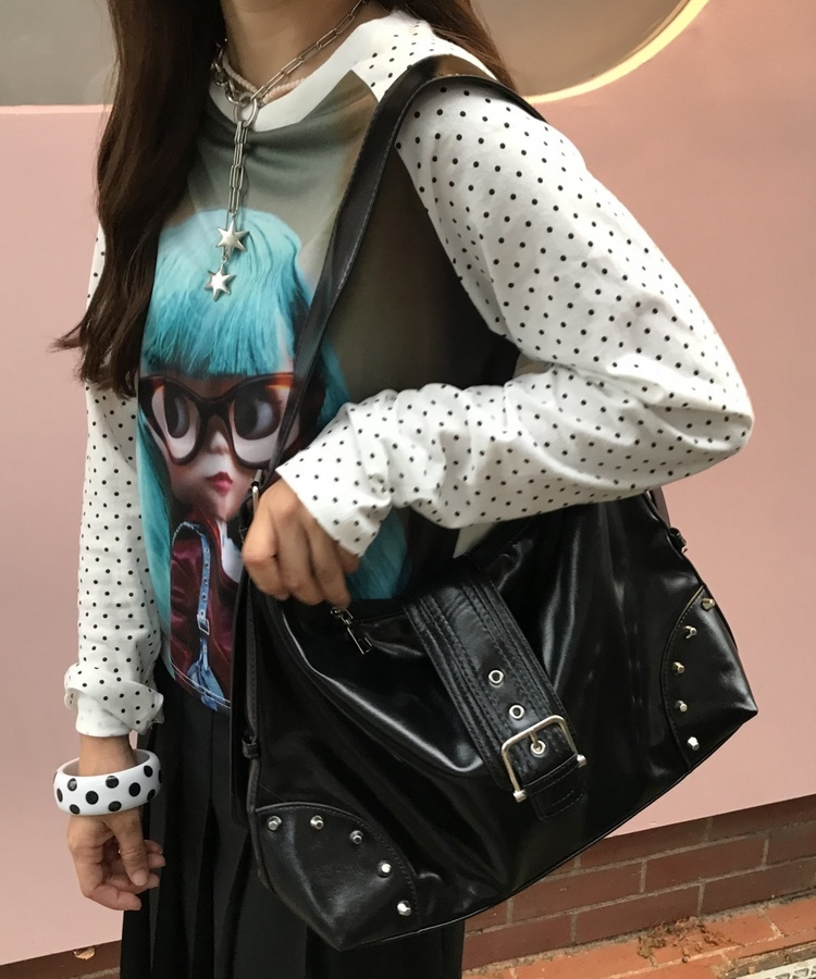 빅버클 숄더백 블랙