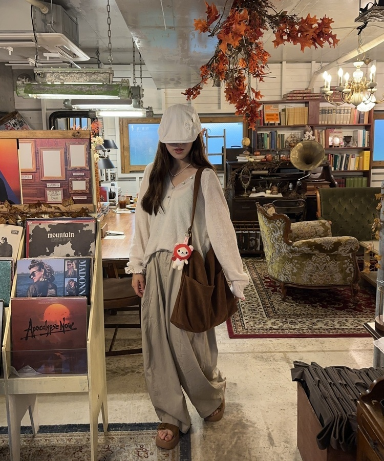 스웨이드 포켓 호보백 브라운