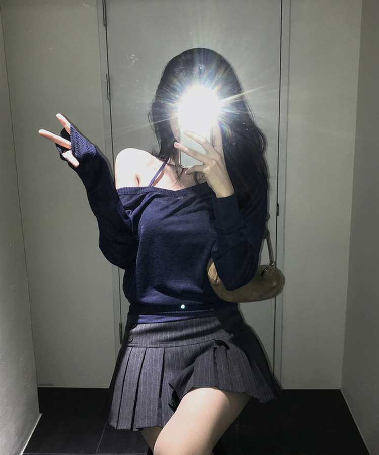 ディープVシアーラグラントレーナー NAVY