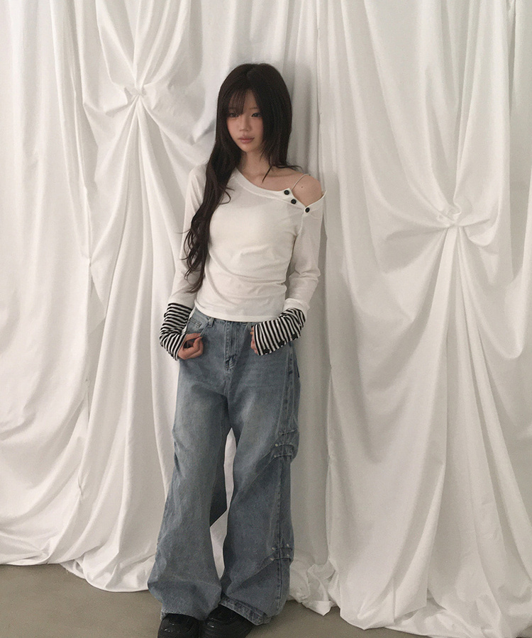 アシメボタンボーダースリム長袖Tシャツ IVORY