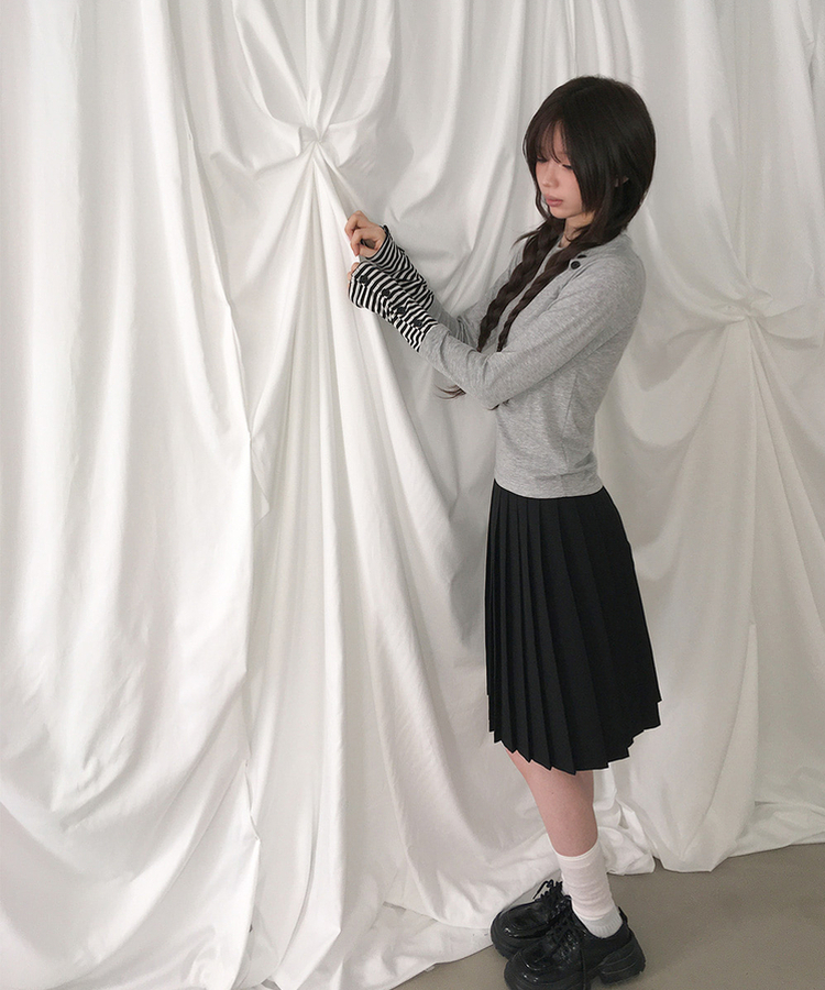 アシメボタンボーダースリム長袖Tシャツ GREY