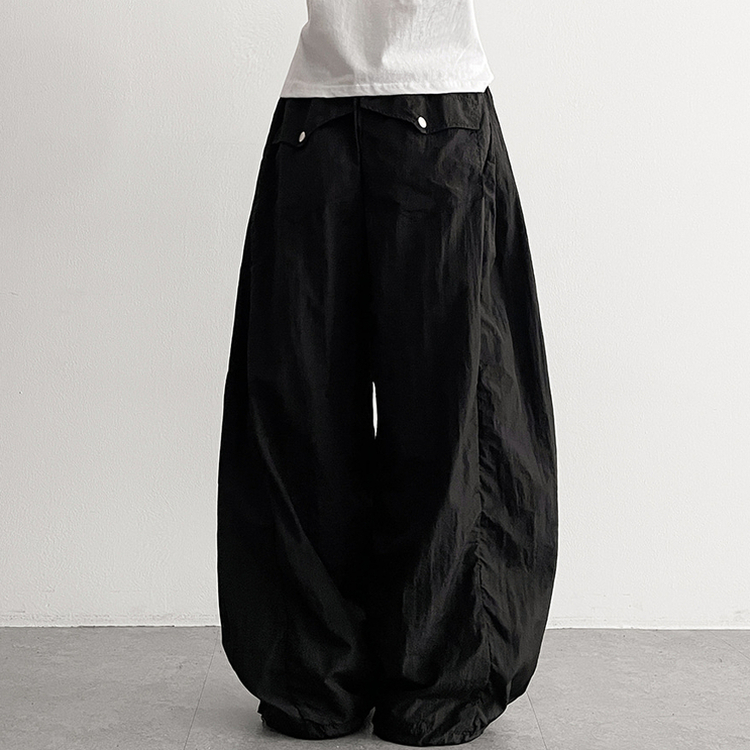 サイドピンタックフラップポケットパンツ BLACK
