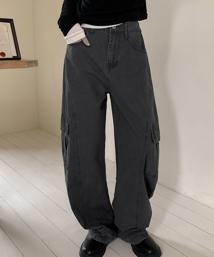 ローライズカーゴワイドパンツ CHARCOAL