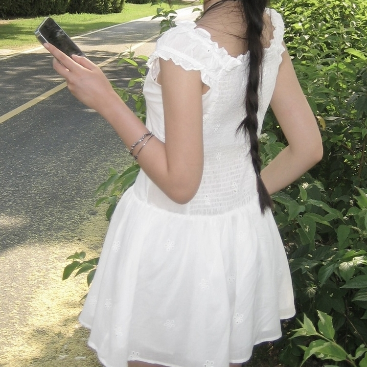 フリルオフショルミニワンピース WHITE