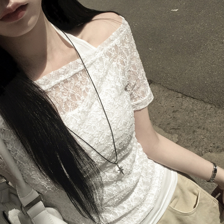 【SET】レースオフショル半袖Tシャツ＋ホルターネックタンクトップ IVORY
