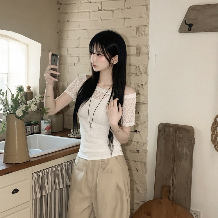 【SET】レースオフショル半袖Tシャツ＋ホルターネックタンクトップ IVORY