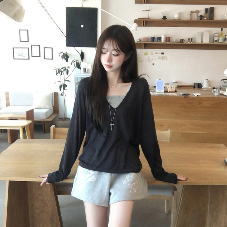 ディープVネックシアーレイヤード長袖ニット(5color) CHARCOAL