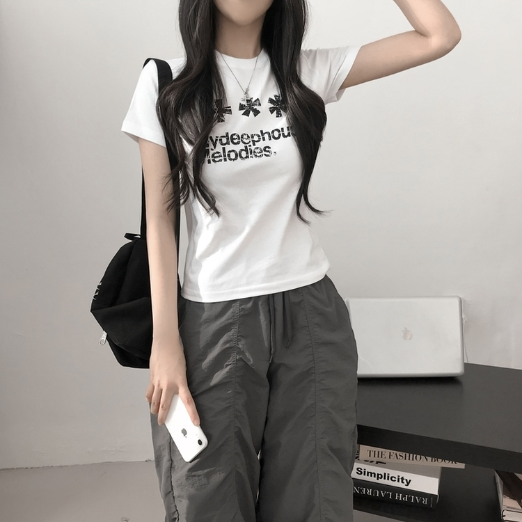レタリングセミクロップ半袖Tシャツ WHITE