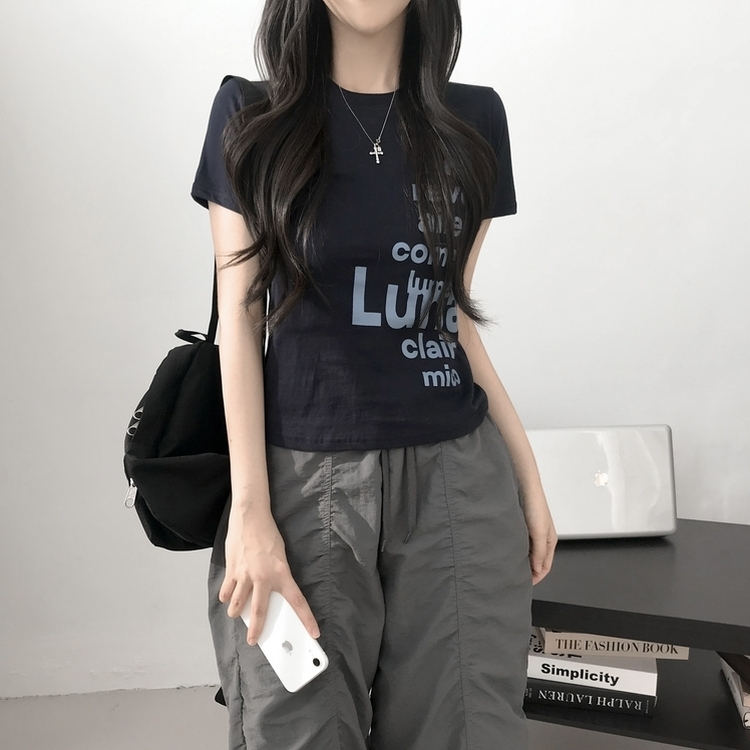 プリントセミクロップ半袖Tシャツ NAVY