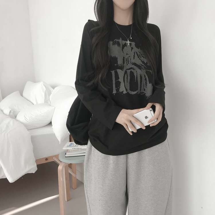 プリントルーズラウンドネック長袖Tシャツ BLACK