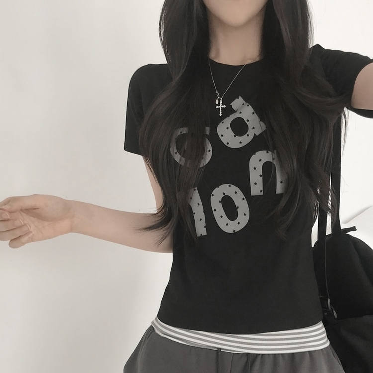 スタープリントセミクロップド半袖Tシャツ BLACK