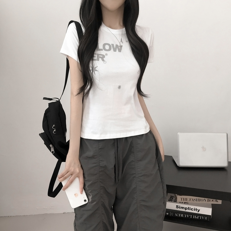 シンプルレタリングセミクロップド半袖Tシャツ WHITE