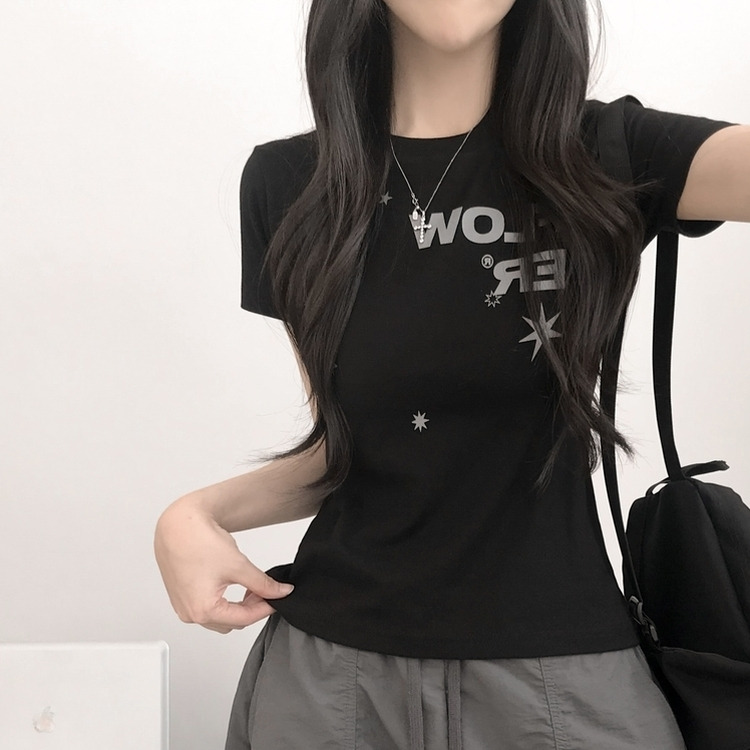 シンプルレタリングセミクロップド半袖Tシャツ BLACK