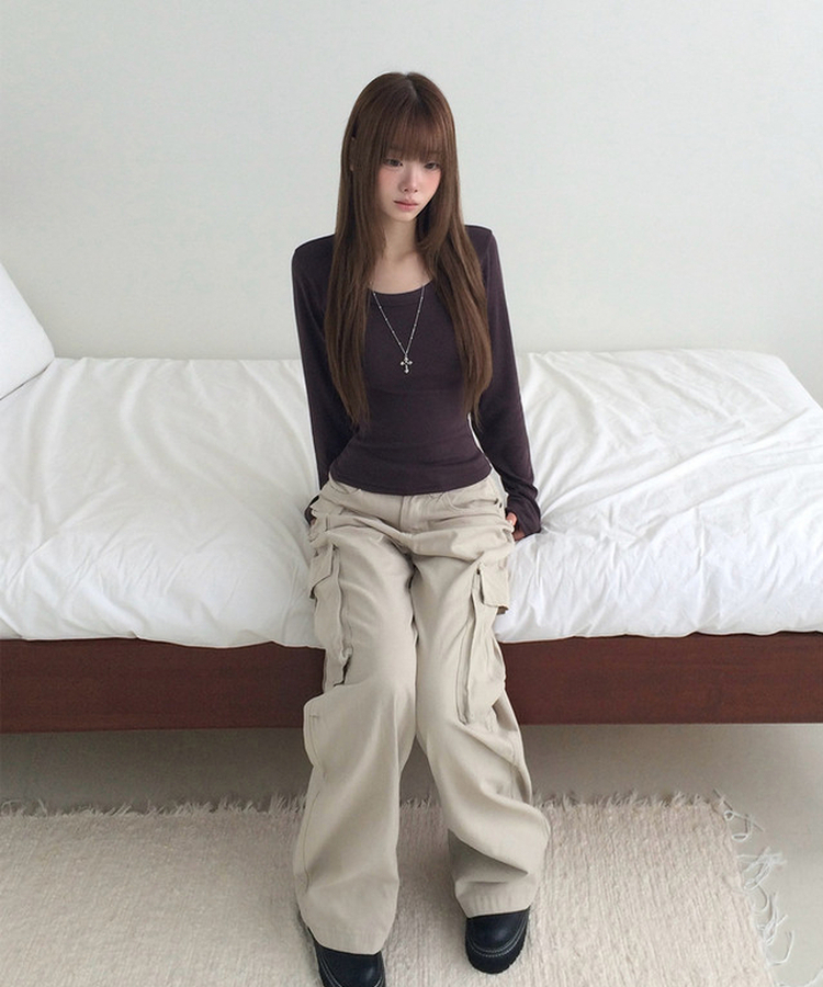 スリムラウンドネック長袖Tシャツ(6color) BROWN