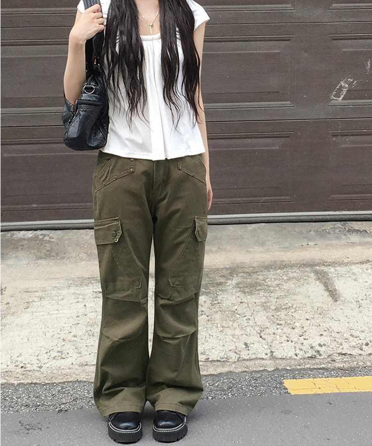 スタッズカーゴポケットブーツカットパンツ KHAKI