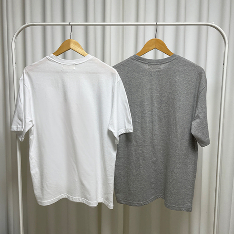 トマトレタリング半袖Tシャツ