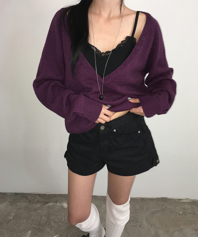 ルーズフィットディープVネックボタンニット(5color) PURPLE