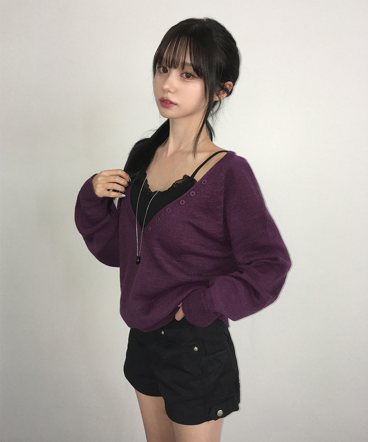 ルーズフィットディープVネックボタンニット(5color) PURPLE