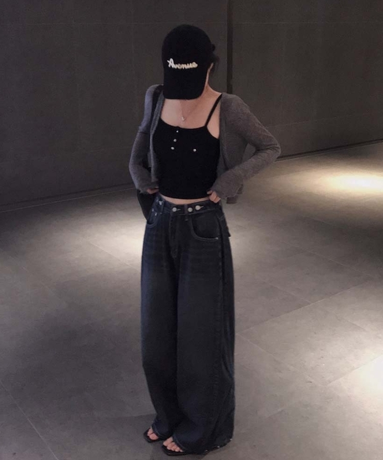 【カップ付き】ボタンキャップノースリーブ BLACK