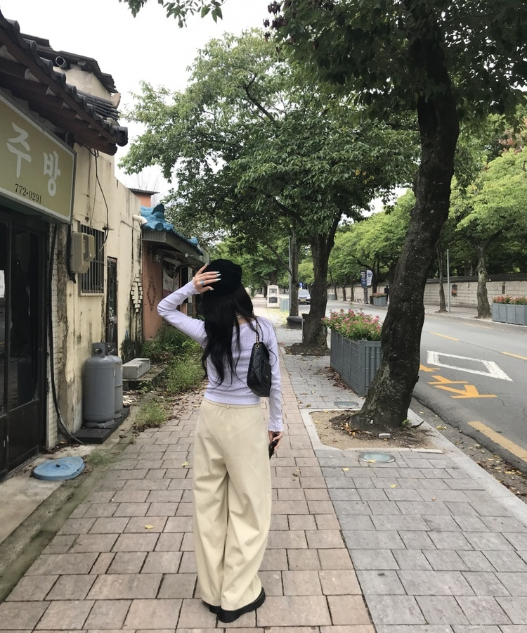 미니 도트 긴팔 골지 탑 화이트