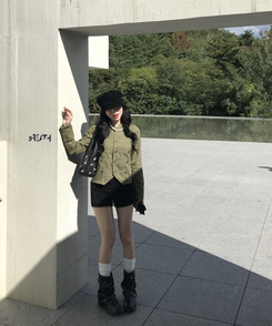 셔링 벨트 미들 부츠 블랙