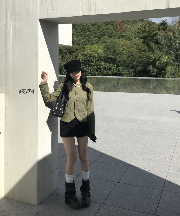셔링 벨트 미들 부츠 블랙