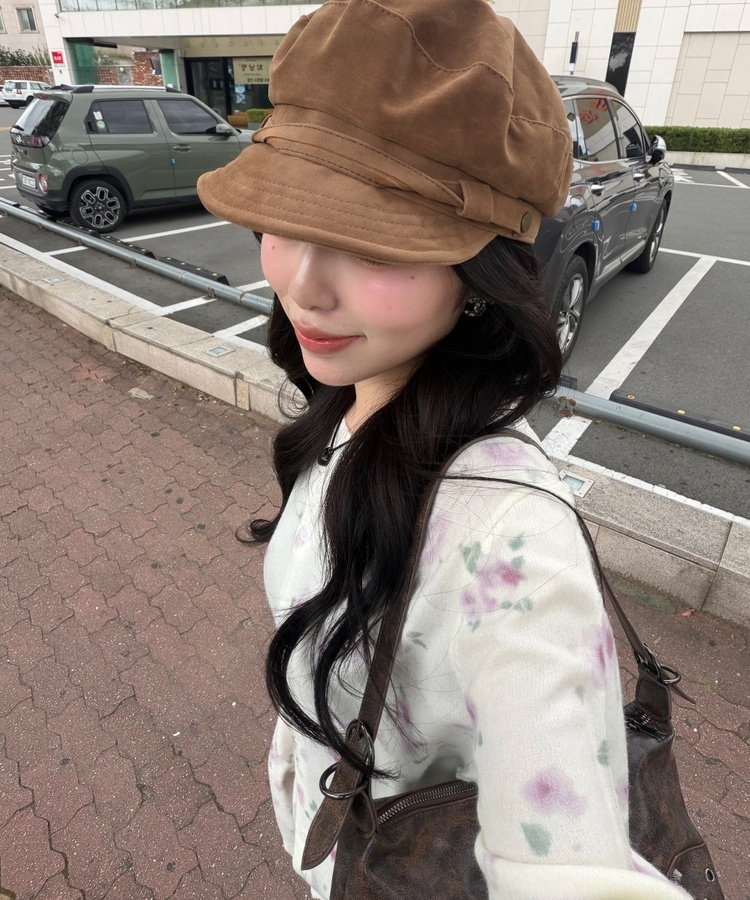 심플 스터드 숄더백 브라운