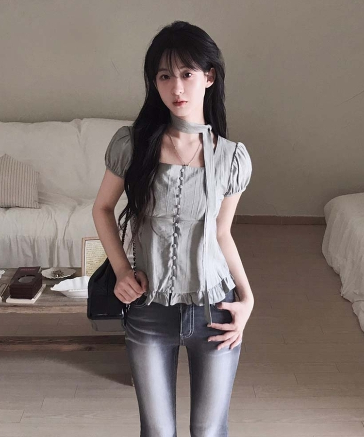 【マフラー付き】スクエアネックフリル半袖ブラウス GREY