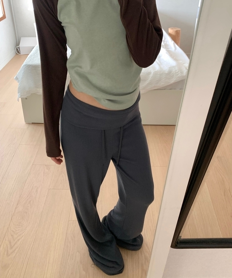 ハイウエストスリムブーツカットパンツ CHARCOAL