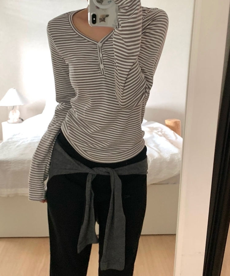 スリムボタンヘンリーネックストライプTシャツ MELANGE