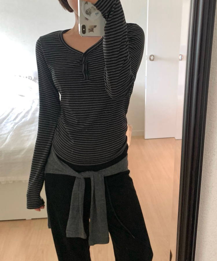 スリムボタンヘンリーネックストライプTシャツ BLACK