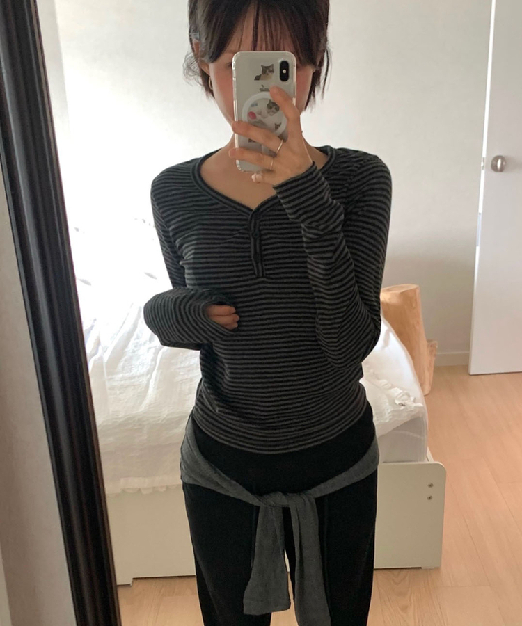 スリムボタンヘンリーネックストライプTシャツ BLACK