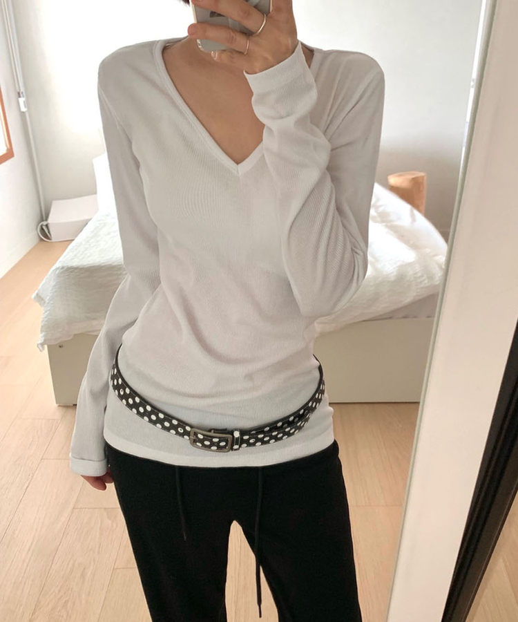 レイヤードVネックスリム長袖Tシャツ WHITE
