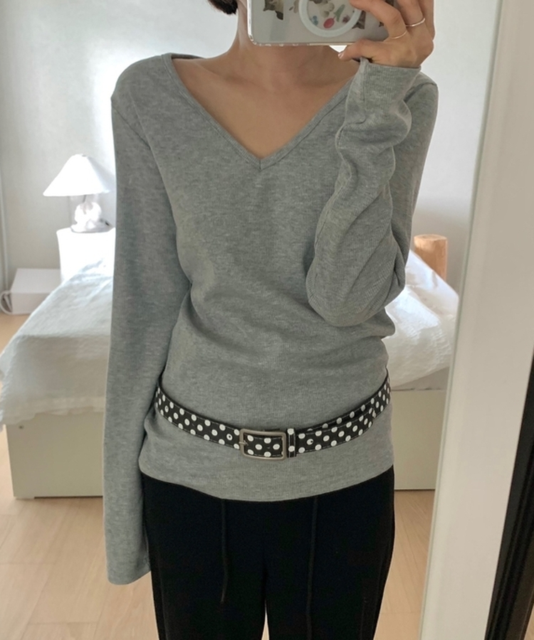 レイヤードVネックスリム長袖Tシャツ MELANGE