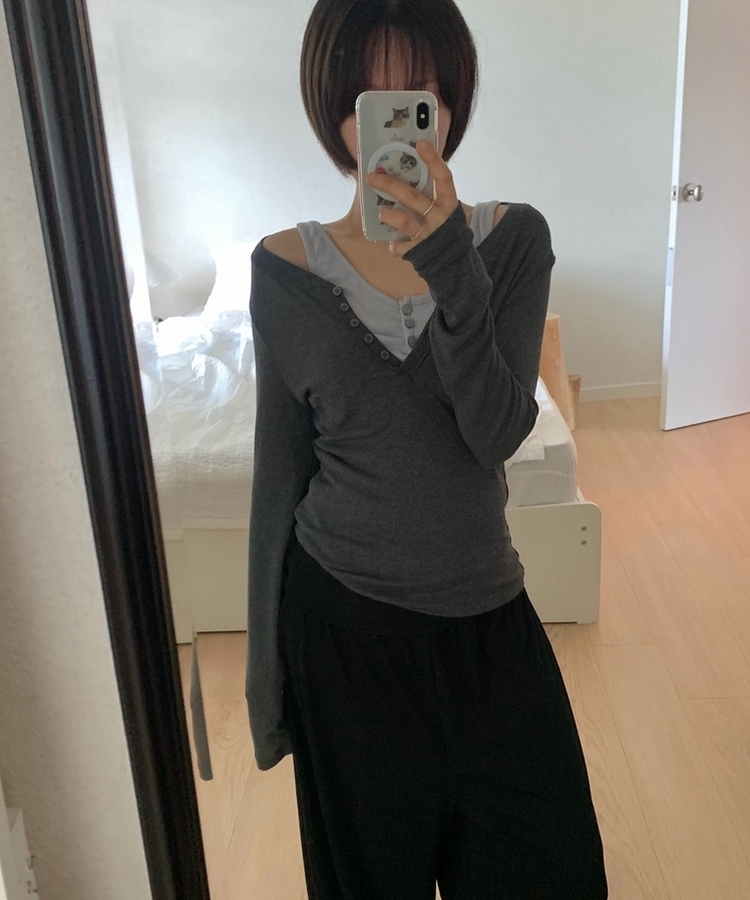 レイヤードボタンシンプル長袖Tシャツ(5color) CHARCOAL