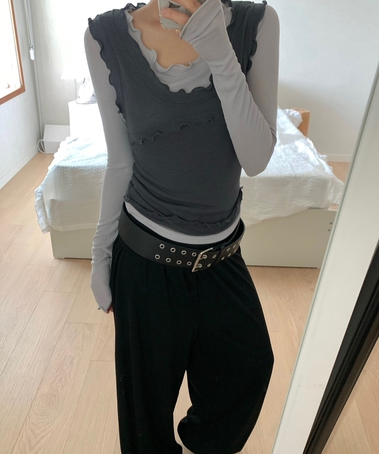【SET】メロウキャミソール＋ストレッチ長袖Tシャツ GREY