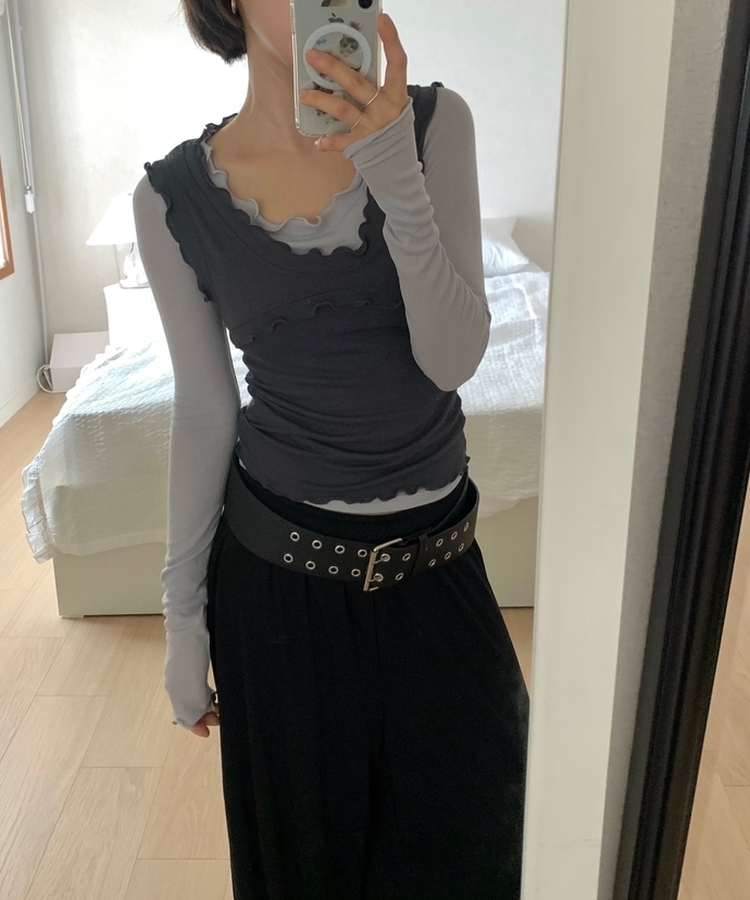 【SET】メロウキャミソール＋ストレッチ長袖Tシャツ GREY
