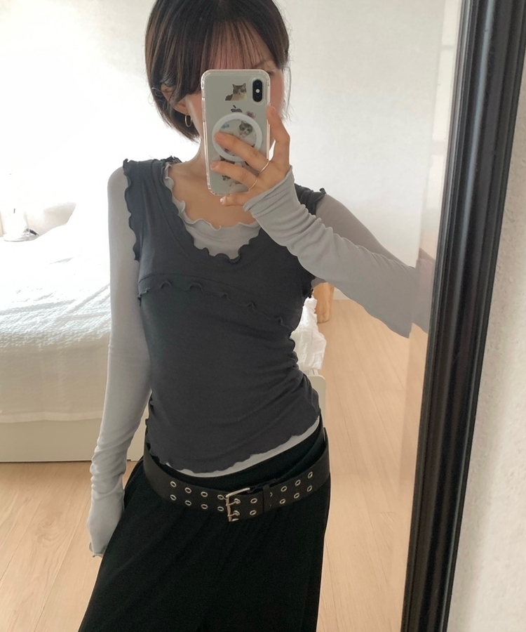 【SET】メロウキャミソール＋ストレッチ長袖Tシャツ GREY