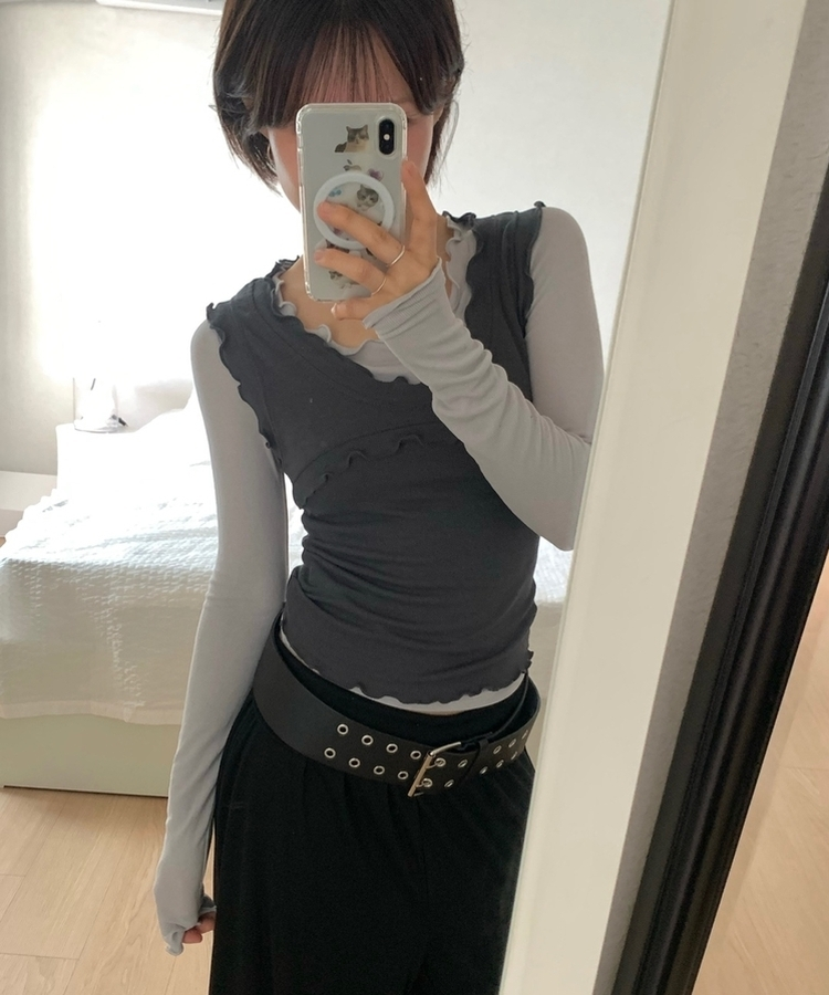 【SET】メロウキャミソール＋ストレッチ長袖Tシャツ GREY