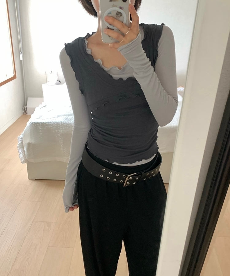 【SET】メロウキャミソール＋ストレッチ長袖Tシャツ GREY