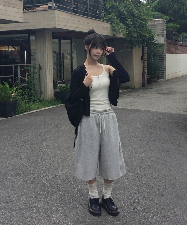 【カップ付き】シンプルストラップキャミソール WHITE