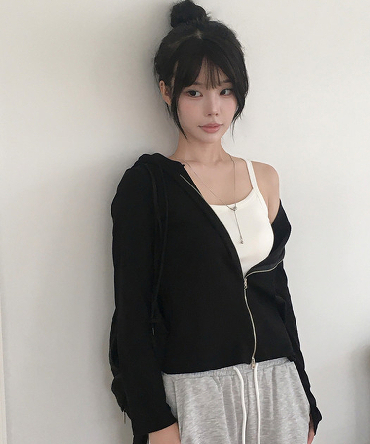 【カップ付き】シンプルストラップキャミソール WHITE