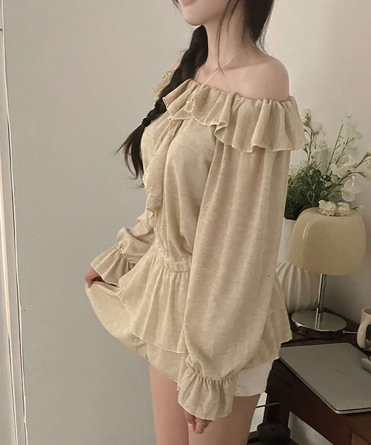 フリルティアードミニワンピース BEIGE